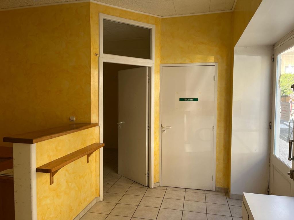 image du bien immobilier Local commercial MONTAGNAC